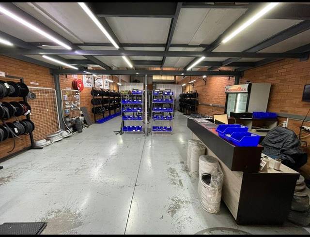 INDUSTRIAL PROPERTY TO RENT IN HENNOPSPARK